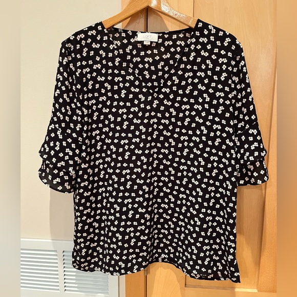LOFT Outlet Floral Blouse black with light pink flowers. Double peplum sleeves - Picture 1 of 10